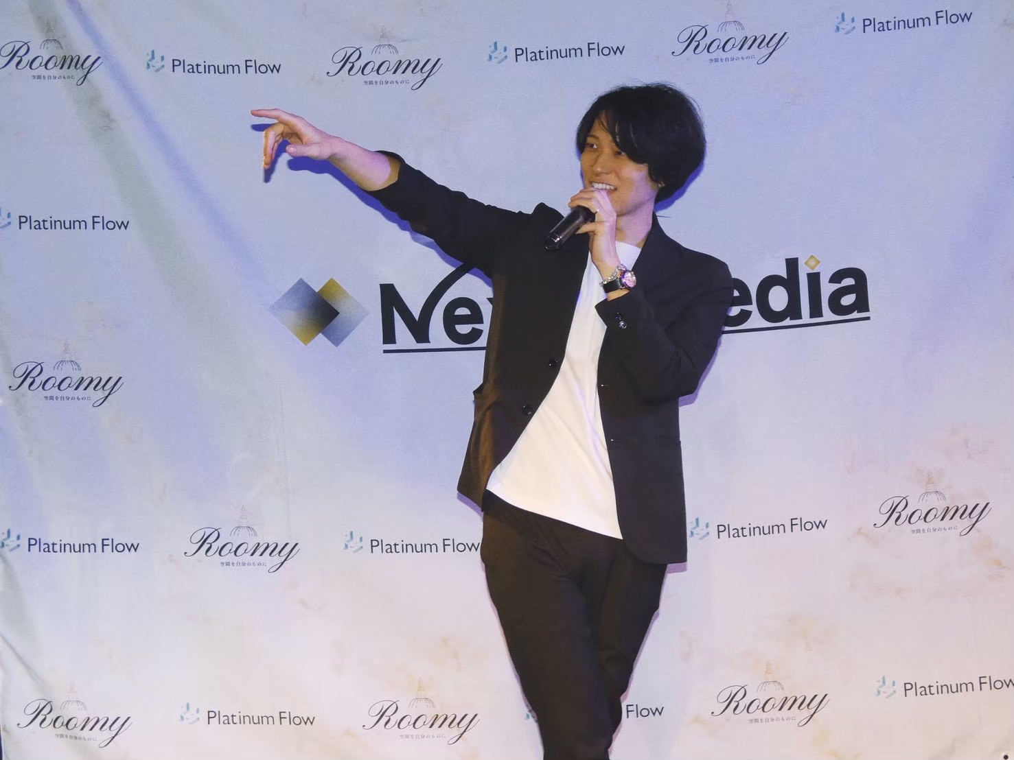 株式会社GRANDEAL代表・外海茂彦がイベントで語る様子